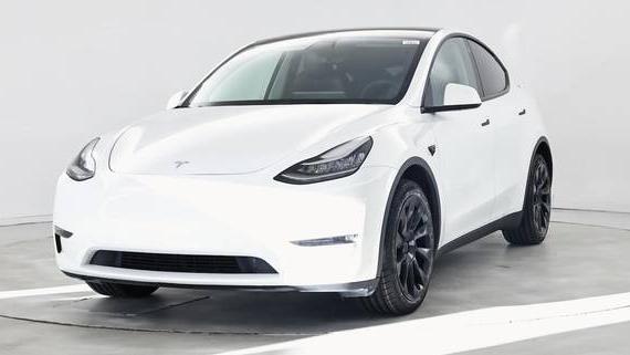 TESLA MODEL Y 2022 7SAYGDEE6NF441007 image